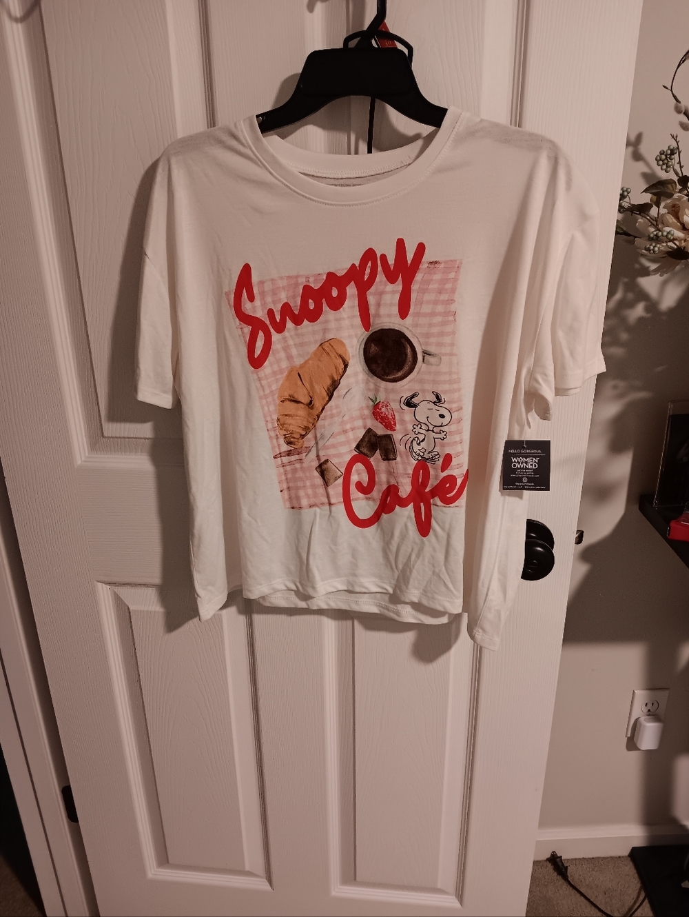 Snoopy (Grayson Social Sleepware) Multicolored Top And Checkered Shorts. Medium